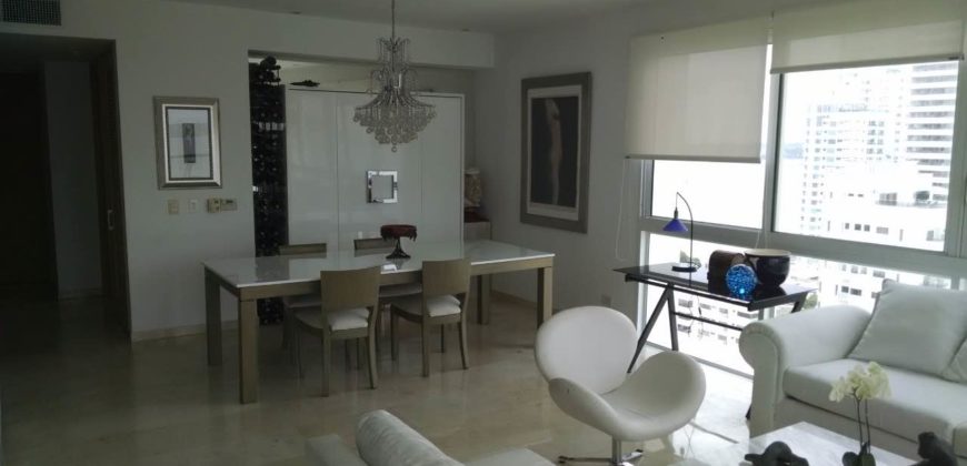 Exceptional beach front apartment in Castillogrande!