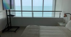 Stunning ocean view beachfront apartment in Bocagrande!