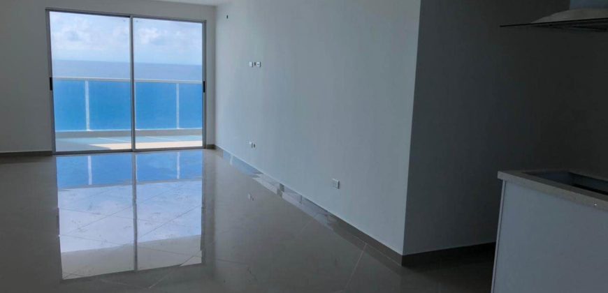 Beautiful new apartment by the beach of Crespo!