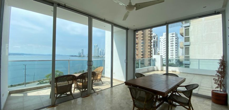 Spectacular bay view apartment in Bocagrande!