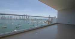 Brand new apartment with spectacular view of the bay!