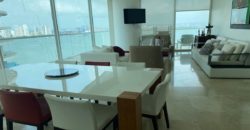 Luxury ocean view apartment by the bay of Bocagrande!