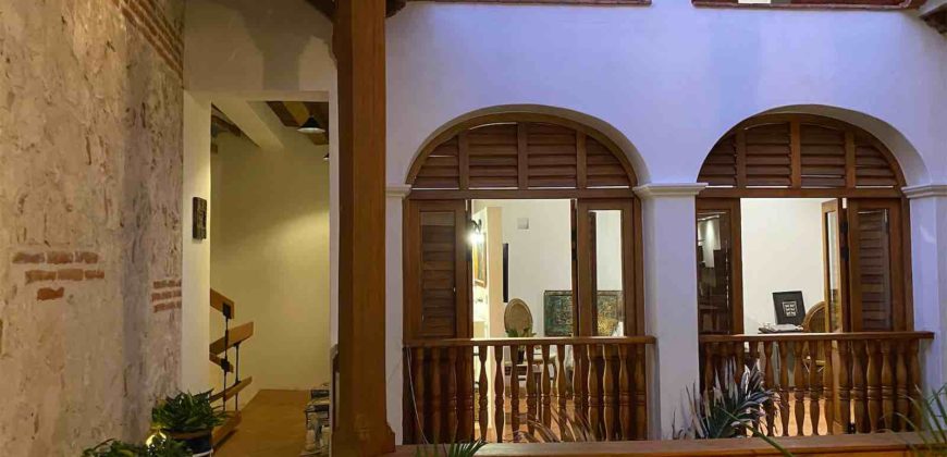 Amazing luxurious colonial house in Getsemani!