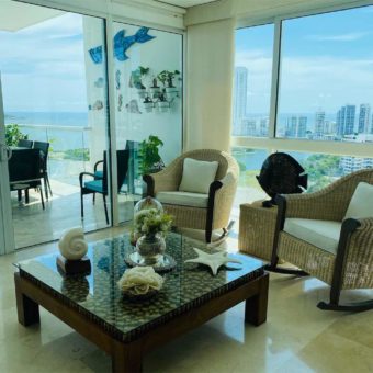 Spectacular ocean view apartment!