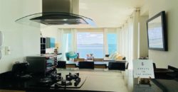 Stunning beach front apartment, 100% furnished!