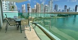 Luxury apartment with top location by the bay!