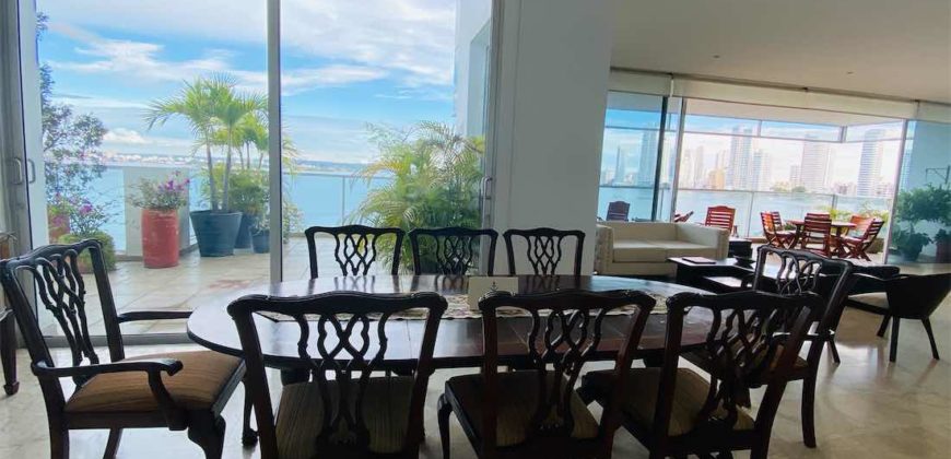 Amazing apartment for sale in bocagrande Cartagena