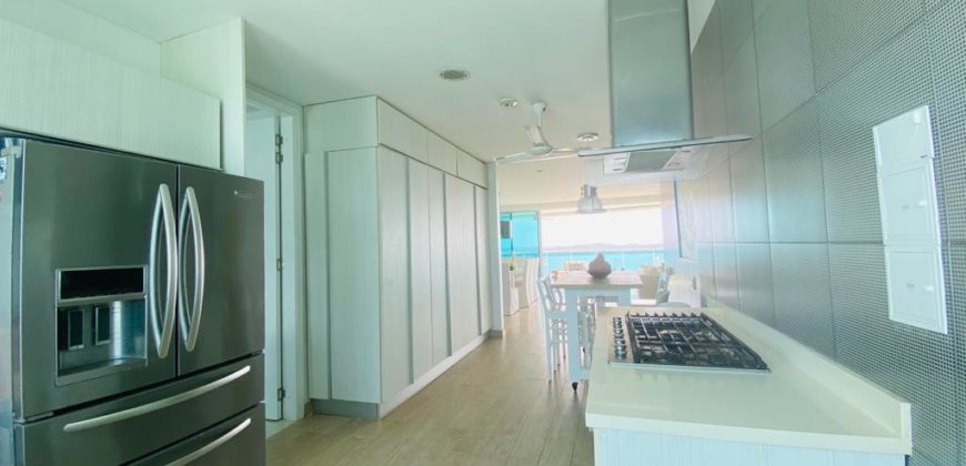 Amazing apartment for sale in Cartagena close to the beach.